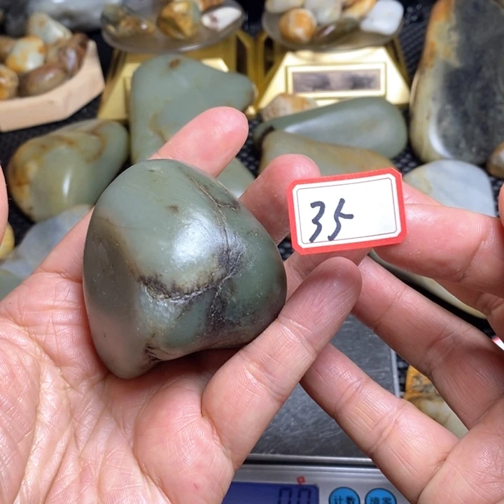 未镶嵌和田玉把件35