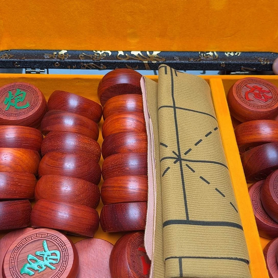 大叶紫檀（黑酸枝木类）