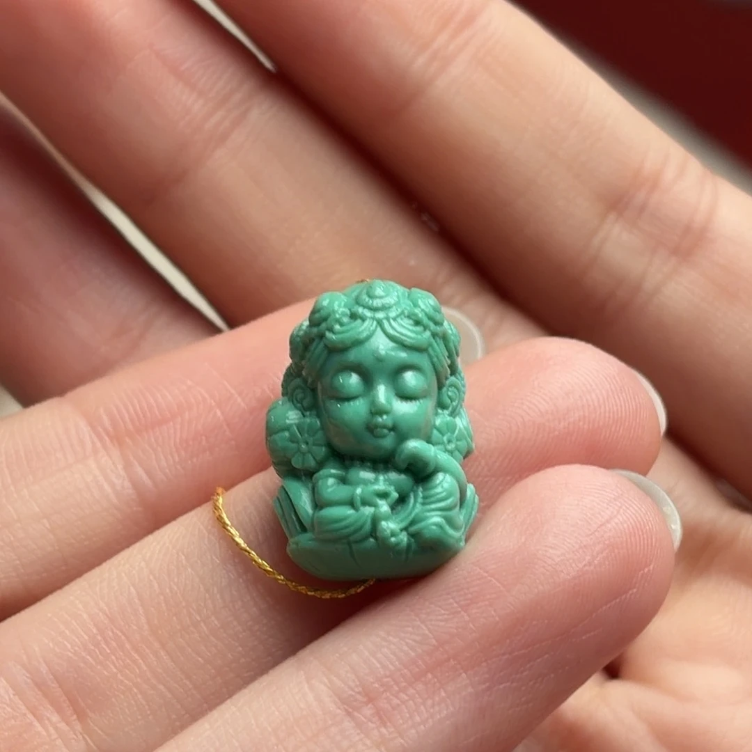 绿松石未镶嵌颈饰