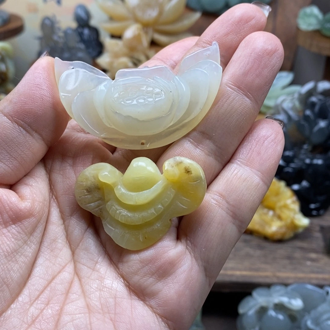 蛇纹石玉未镶嵌吊坠(不含链)微瑕