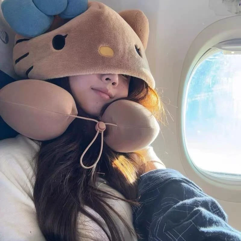 可爱黑皮hellokitty连帽U型枕飞机旅行枕坐车脖子护颈枕便携脖枕