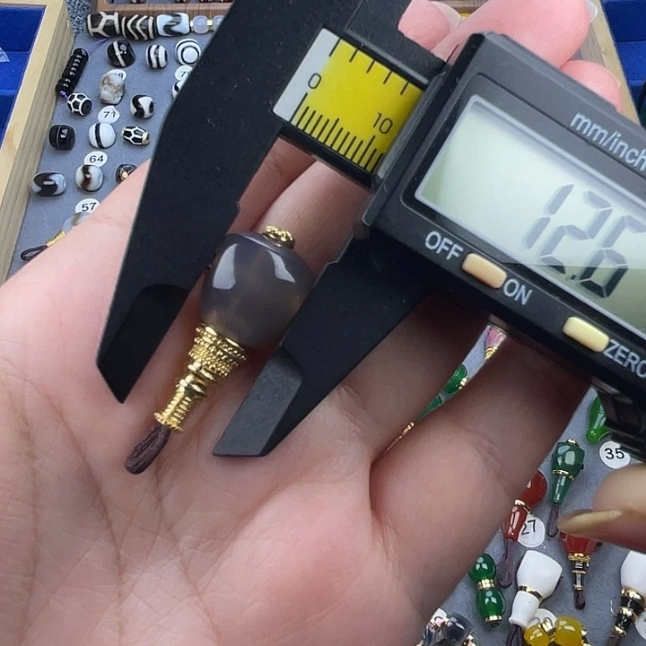 玛瑙/玉髓未镶嵌饰品