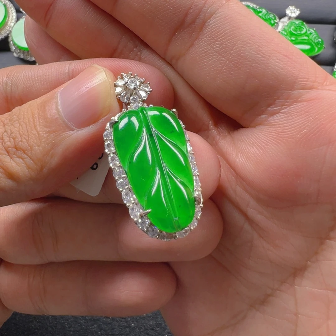 翡翠银S925镶嵌颈饰