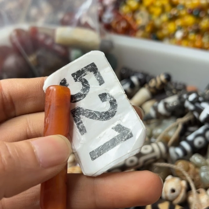 玛瑙/玉髓颈饰未镶嵌丫****芦