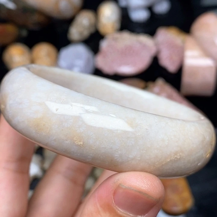 硅化珊瑚（珊瑚玉）手镯未镶嵌59,3