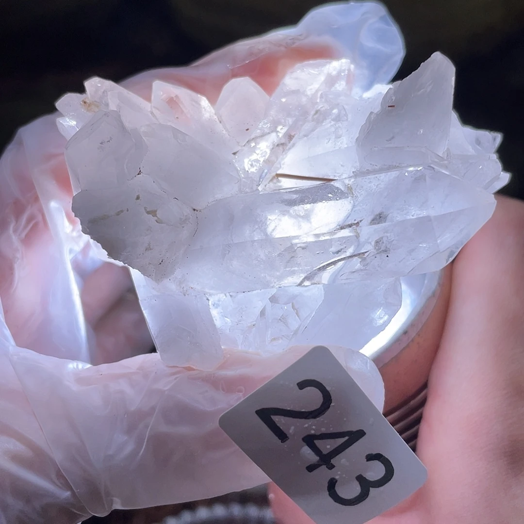 未镶嵌水晶珠宝半成品