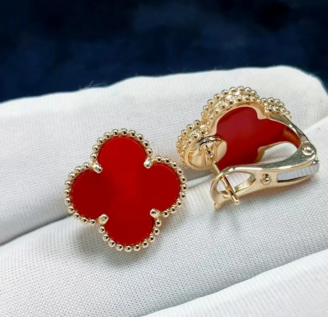 【年底高定珠宝活动大促】18K金镶嵌红玛瑙四叶草耳拍（15mm）浅金色