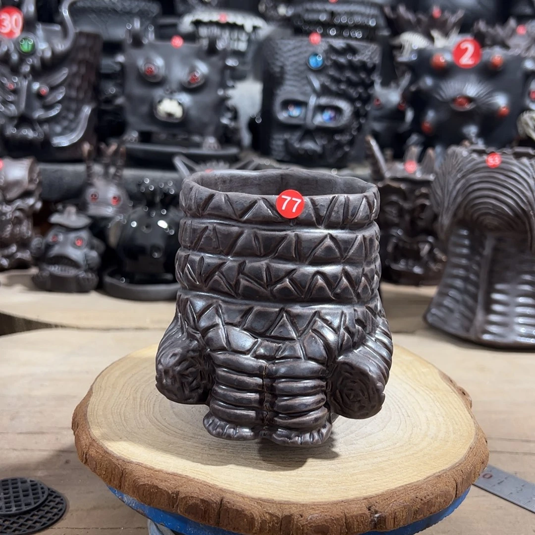 77号，手捏微瑕，内口7外高10