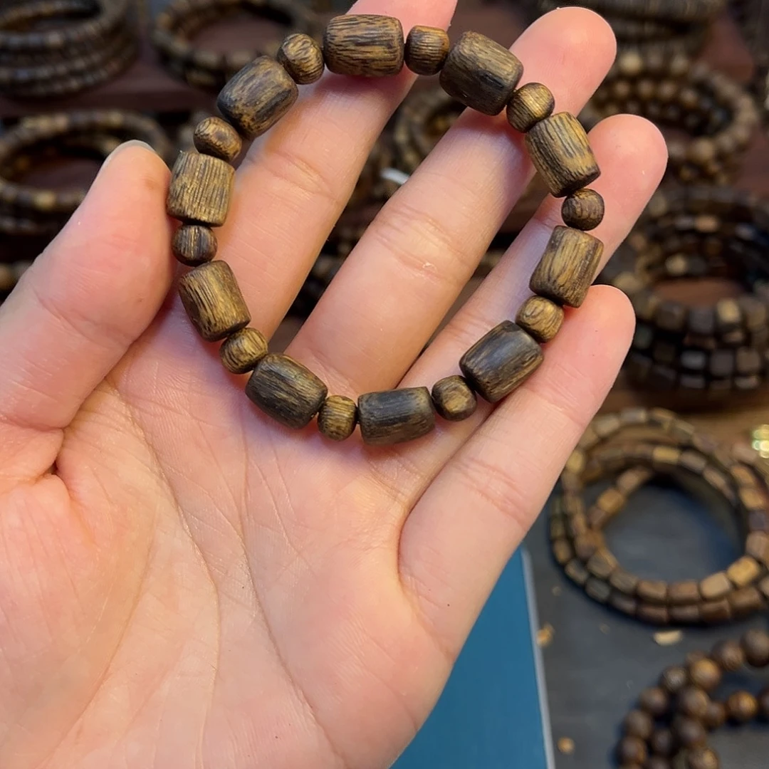 手串沉香于**晚8mm随型桶珠单圈 多样发一