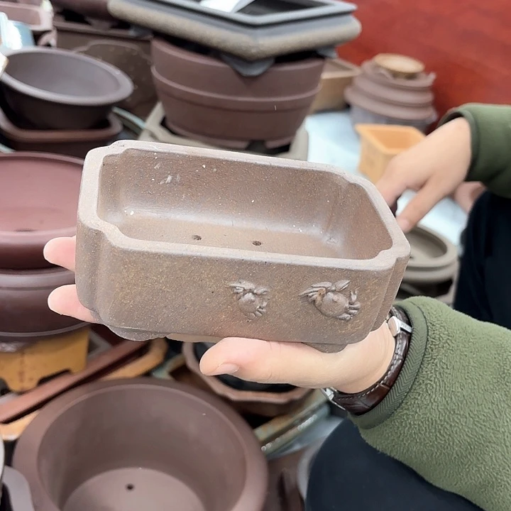 紫砂花盆紫砂的颜色很好看呀