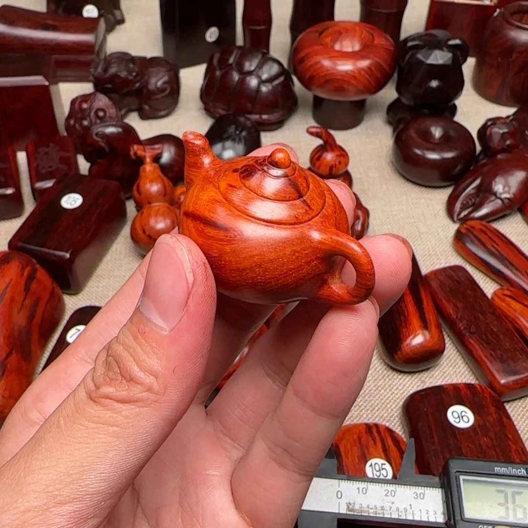 檀香紫檀（小叶紫檀）不*