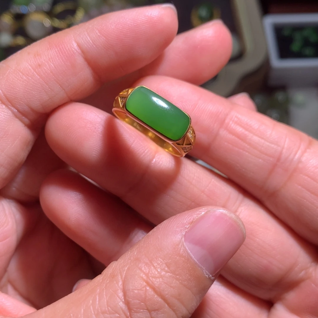 【闪购商品】18K金镶嵌和田玉珠宝半成品-**-