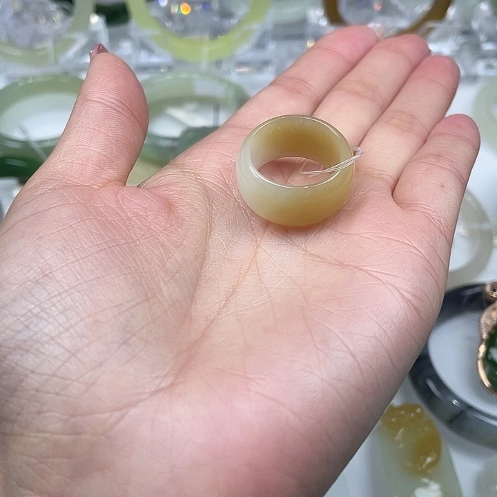 和田玉（糖玉）戒指未镶嵌A****m