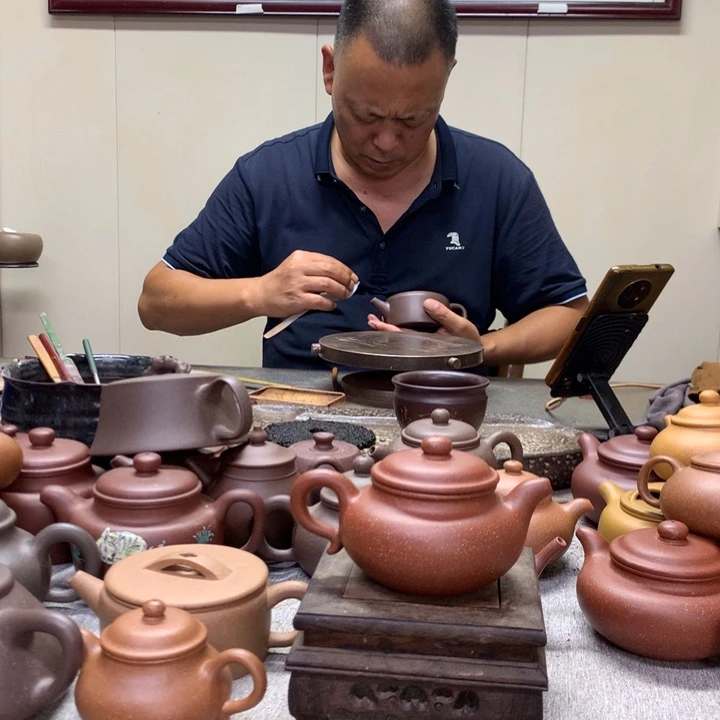 茶壶紫泥红降坡仿古170 C半手工制作