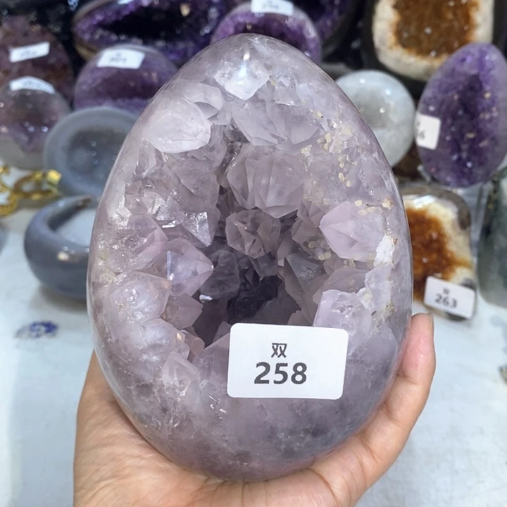 未镶嵌水晶大型摆件（非配饰）