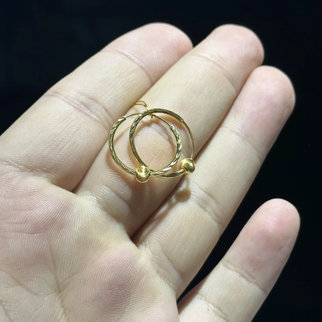 足金999 5G 猫眼珠耳圈（单珠） 1.647