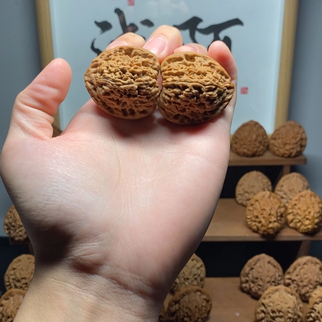 核桃南疆石37尺全品高炮三角