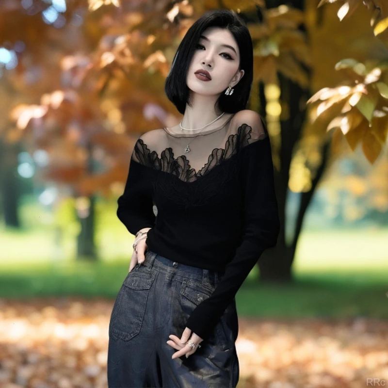 韩高级感黑色上衣小众设计显瘦系气质早秋针织衫穿搭蕾丝拼接网纱