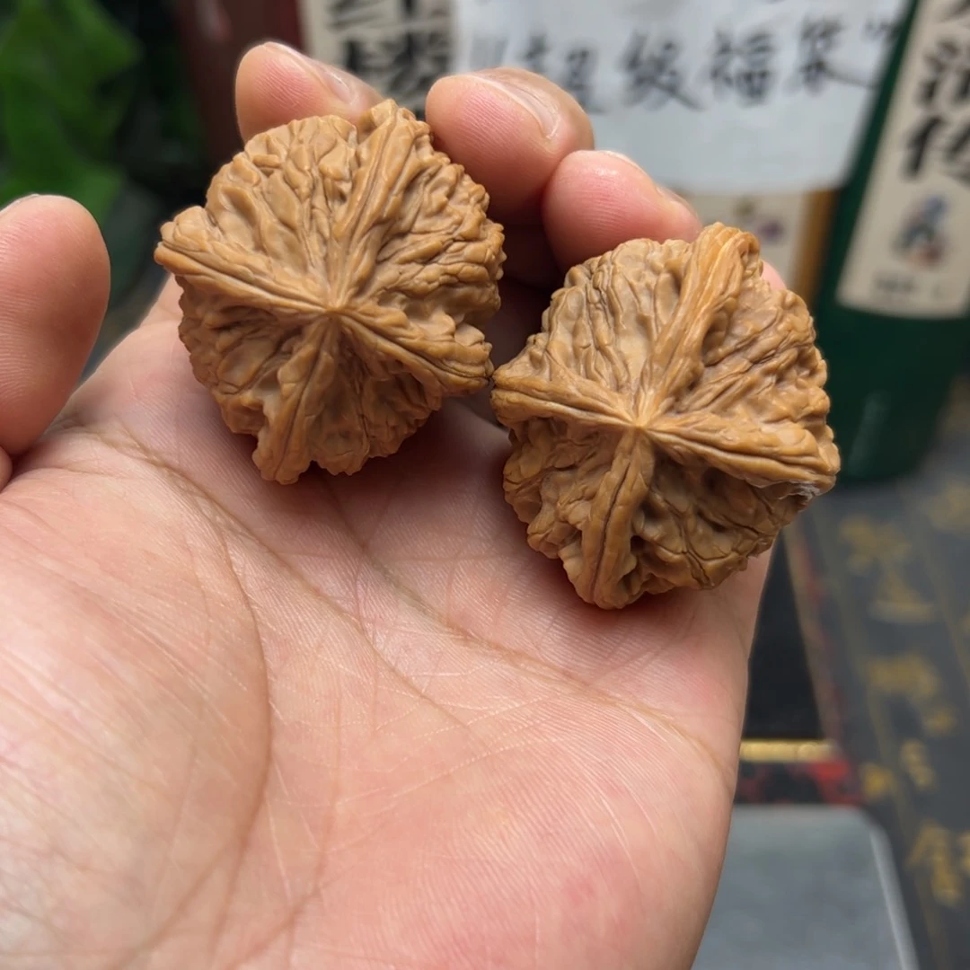 文玩核桃把件43玉玺四棱纯自然生长