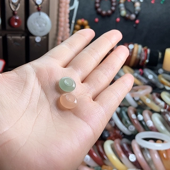 梦***海石英质玉银S925镶嵌颈饰