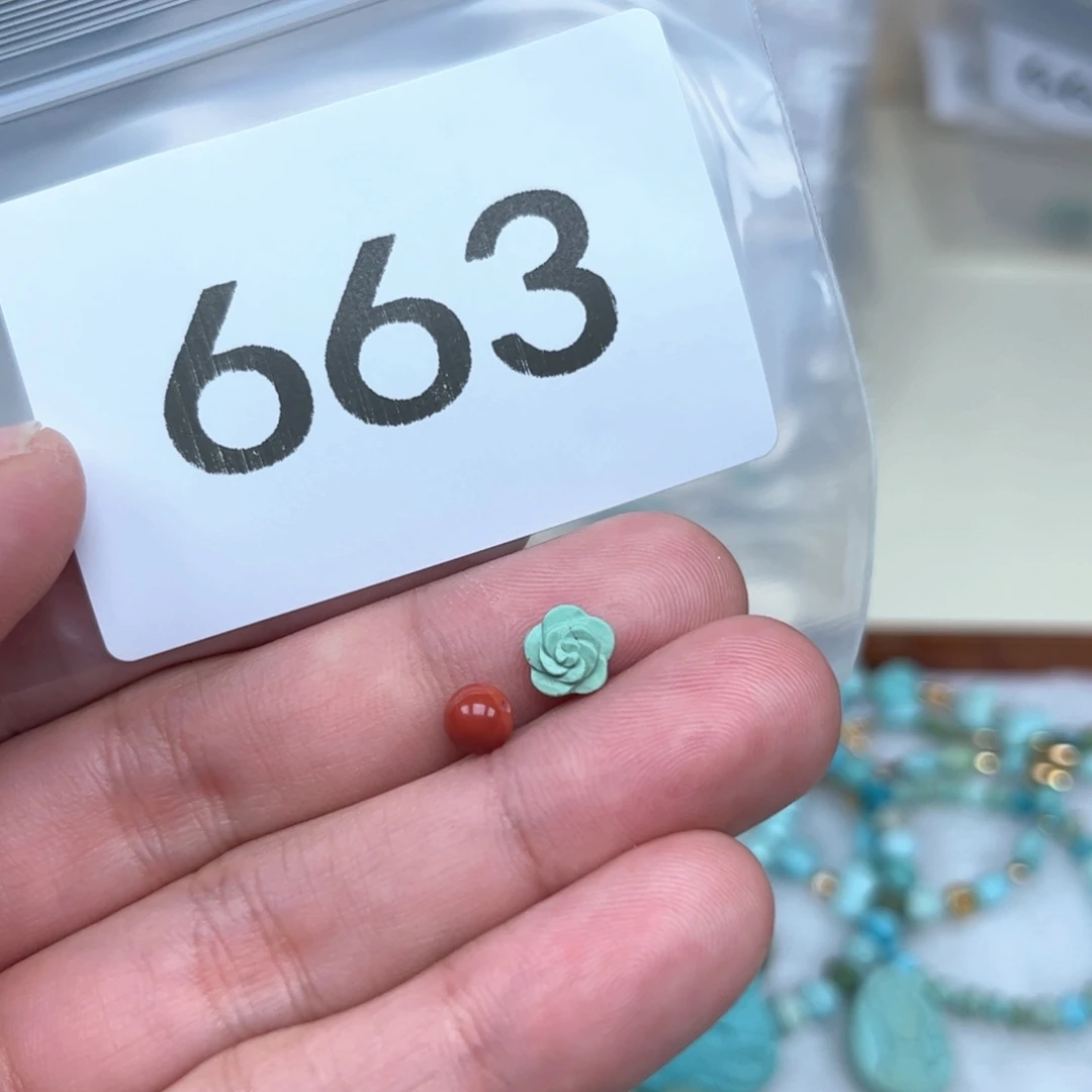 南红玛瑙未镶嵌珠宝奇石