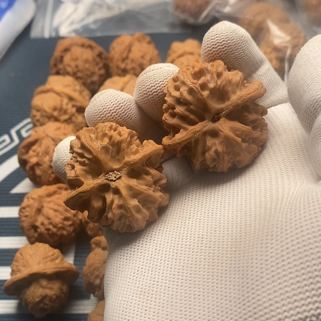 吊坠文玩核桃苹果