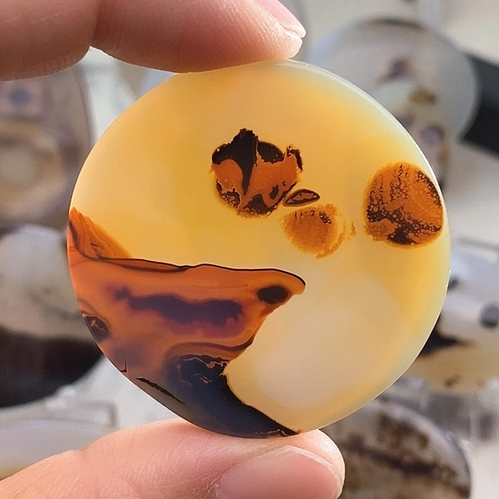 玛瑙/玉髓颈饰未镶嵌