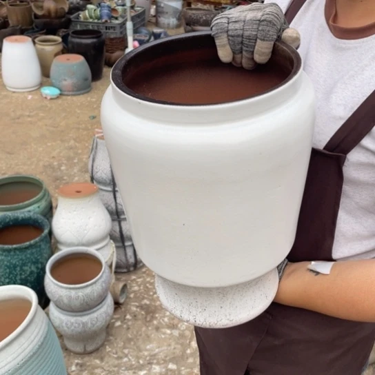 紫砂花盆口20高34瑕疵瑕疵