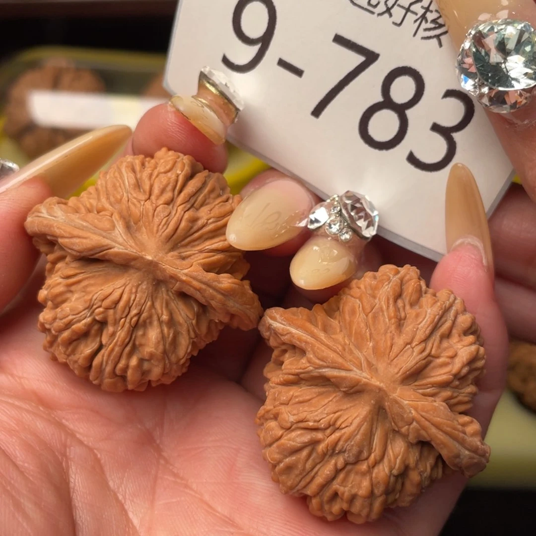 文玩核桃把件39全品平谷一代楼