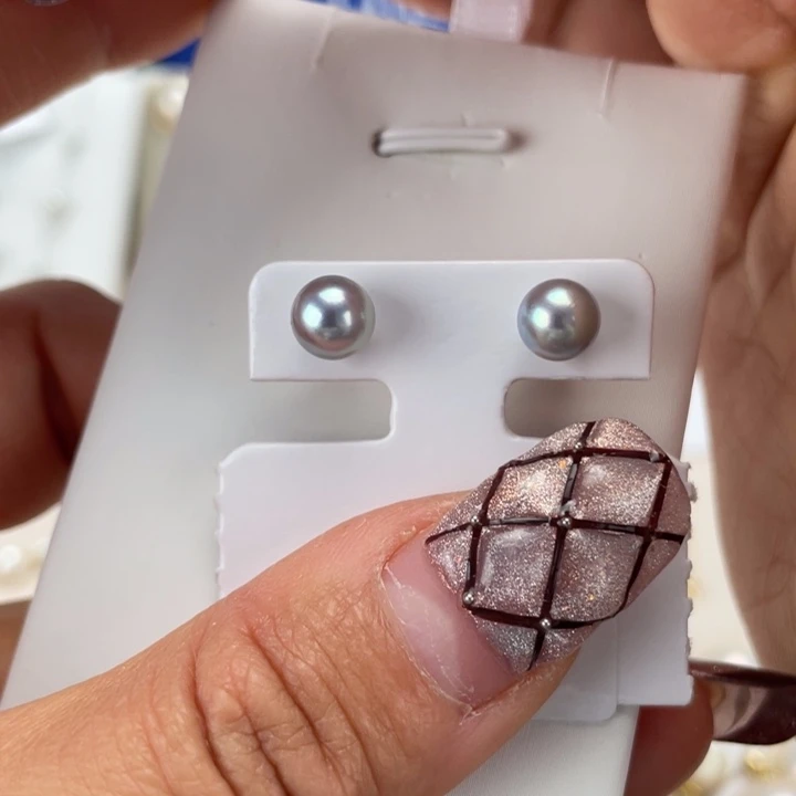 海水珍珠耳饰18K金镶嵌8-9mm