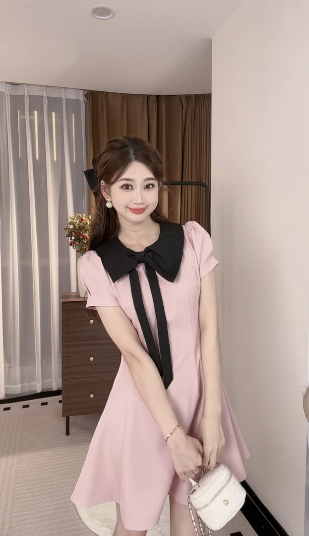 【桃心梅梅】小香风粉色蝴蝶结挂脖连衣裙女夏季千金风