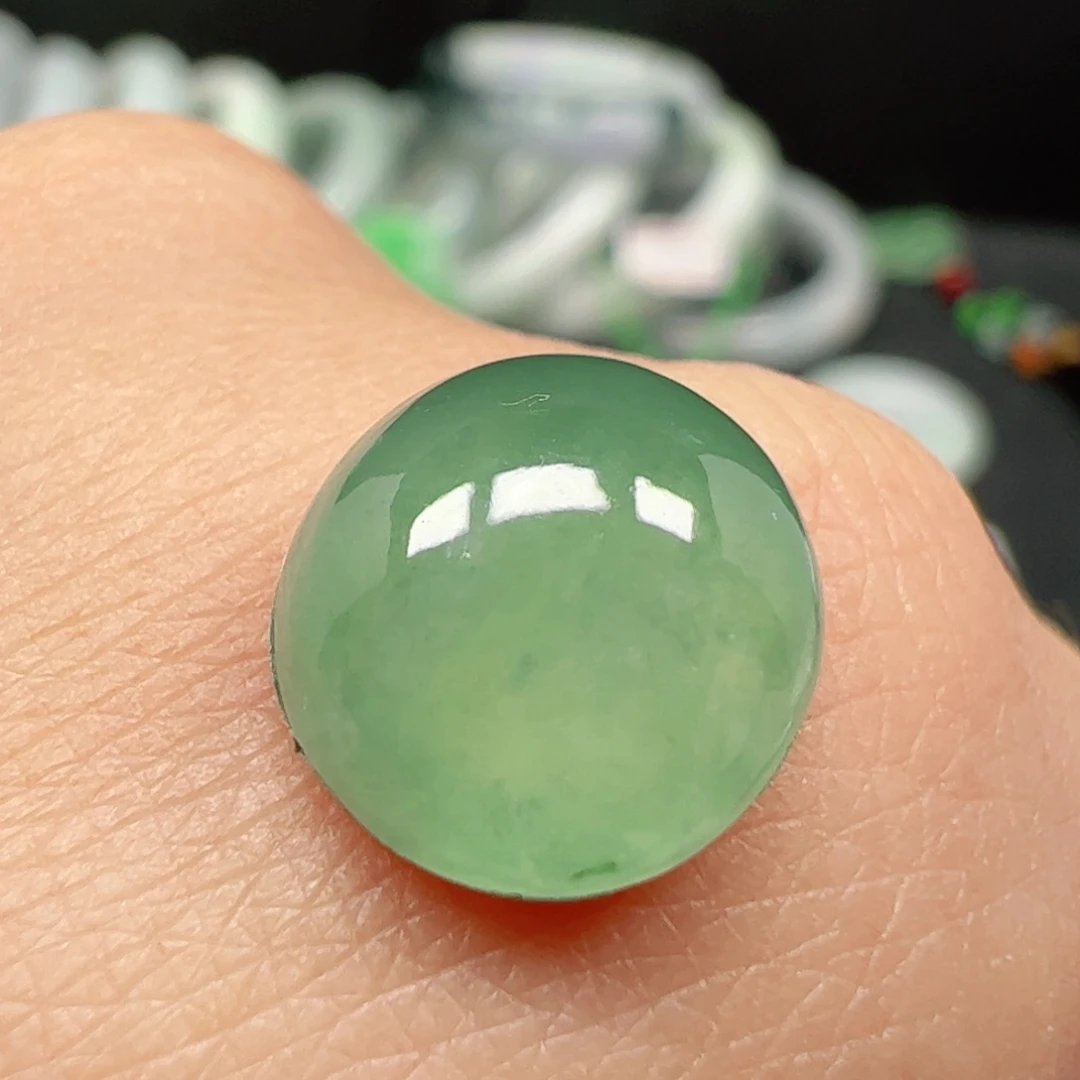 翡翠未镶嵌耳饰蛋面