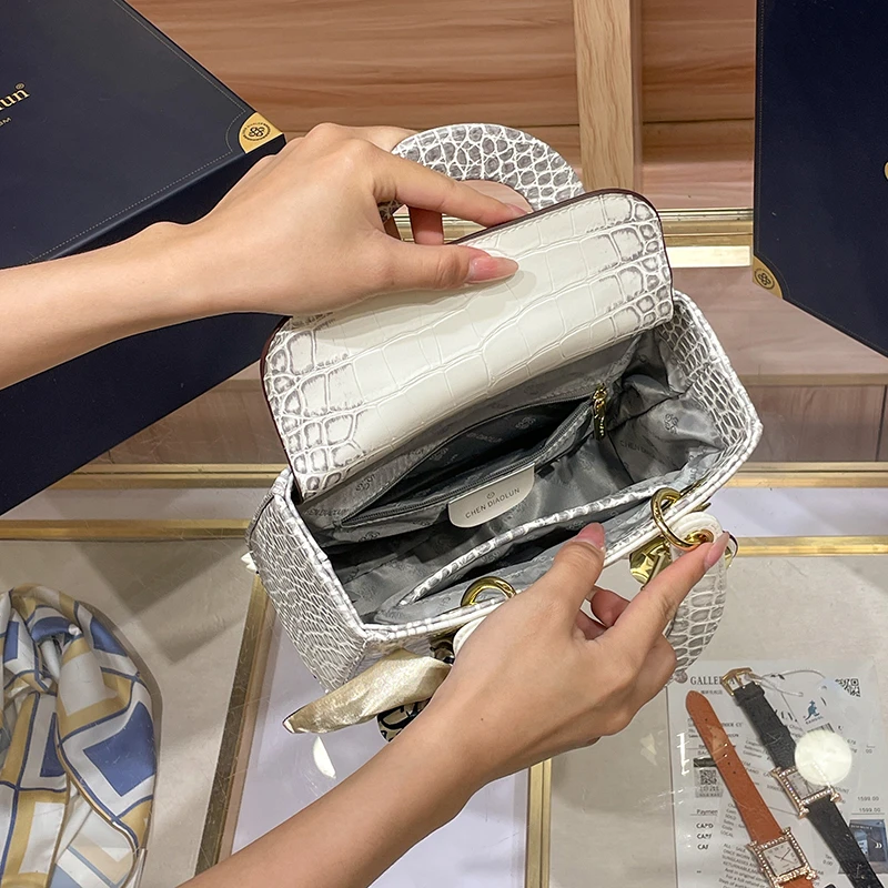 【万象撤柜】轻奢女包盒子包包2025新款时尚手提包高级单肩斜挎包