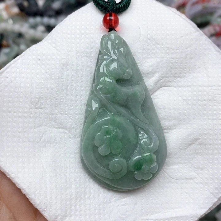 翡翠未镶嵌颈饰天然缅甸翡翠