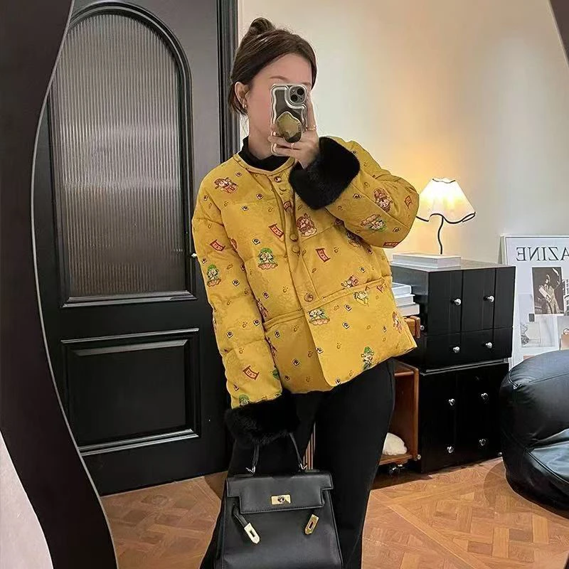 （收）冬季新款大码D15新中式气质高级设计感财神印花羽绒服