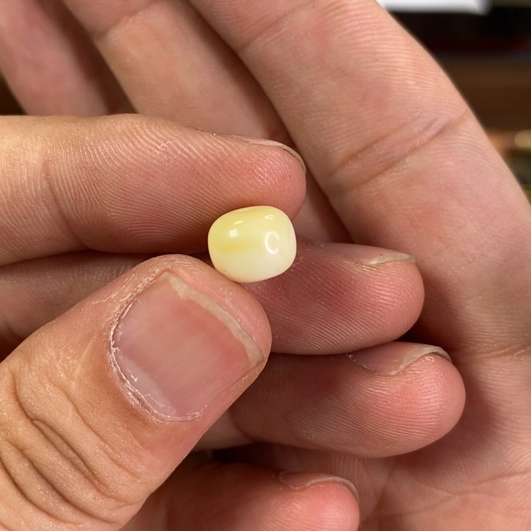 未镶嵌颈饰蜜蜡@800087看看咯看看