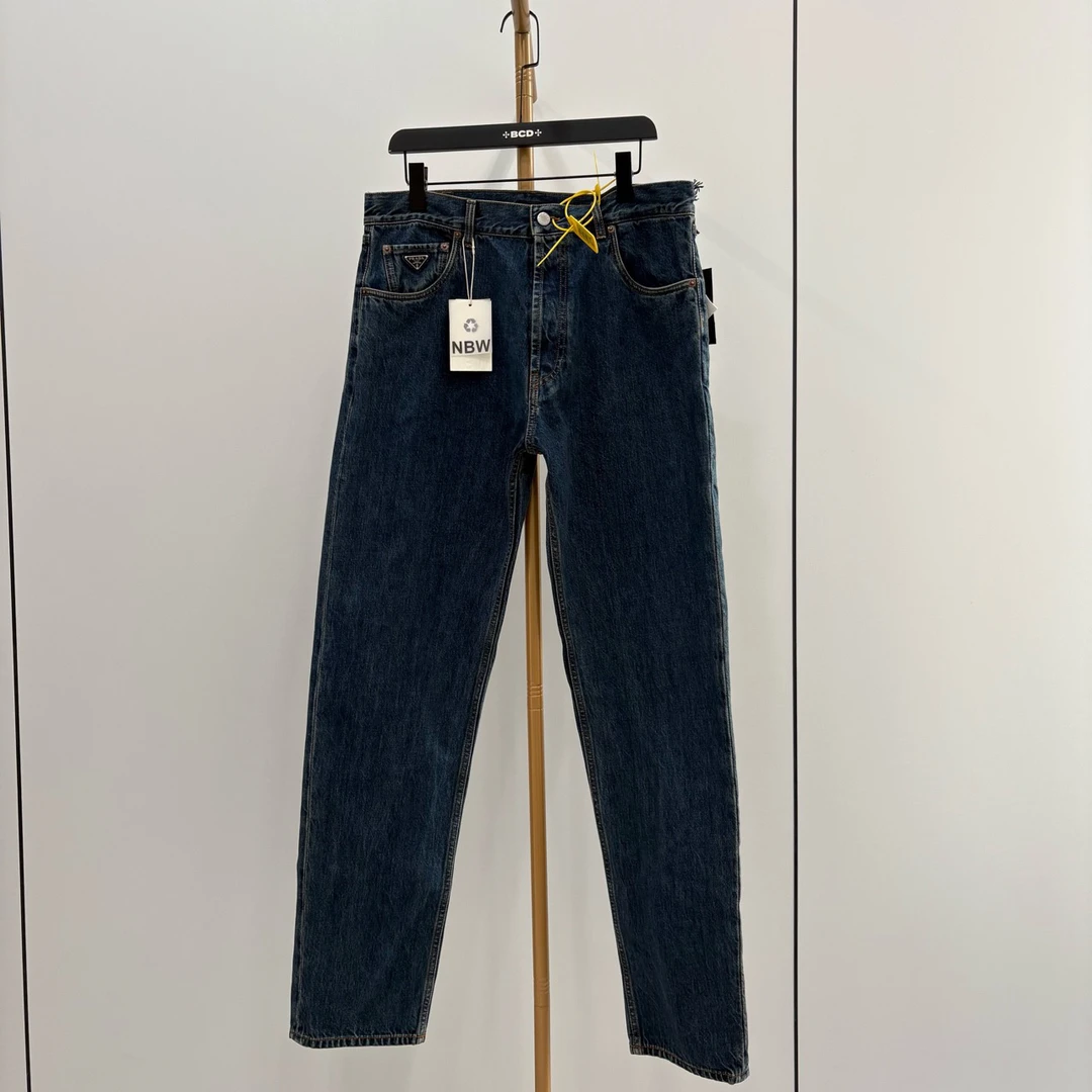 未使用 Prada/普拉达 【BW】三角钢标牛仔裤 /吊牌/公价8000