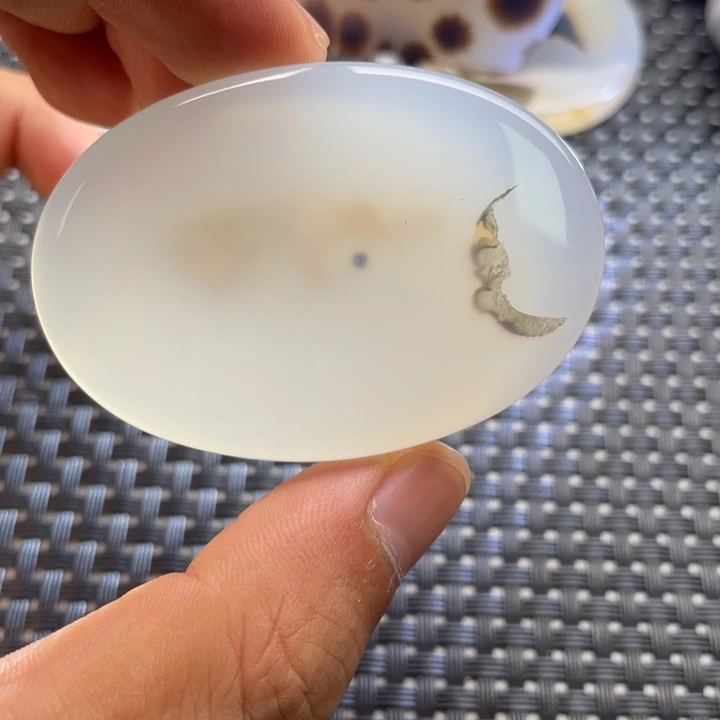 未镶嵌颈饰玛瑙/玉髓顽**森