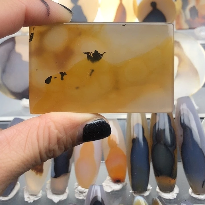 查罗石未镶嵌珠宝半成品149