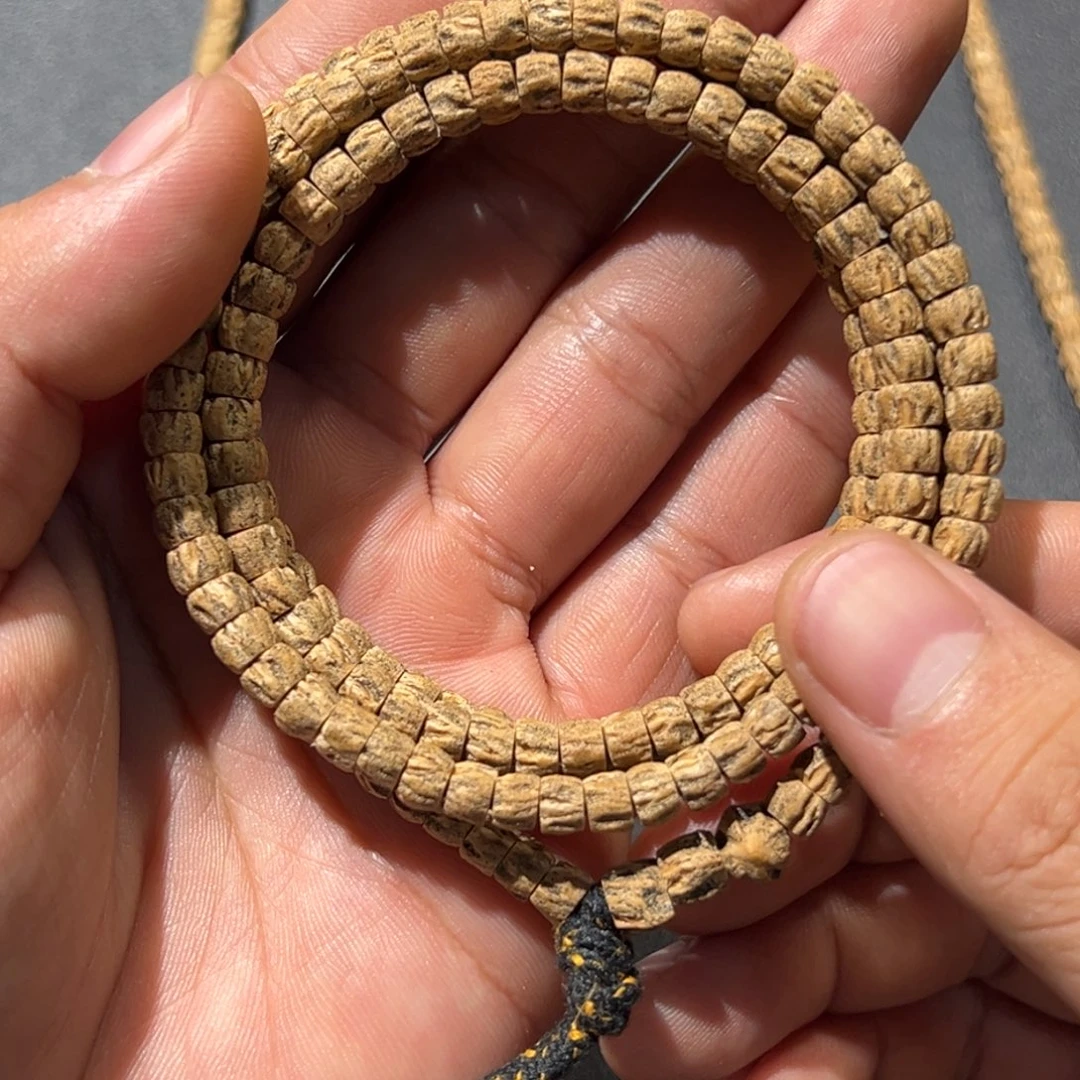 柏香籽/百香籽吊坠B22