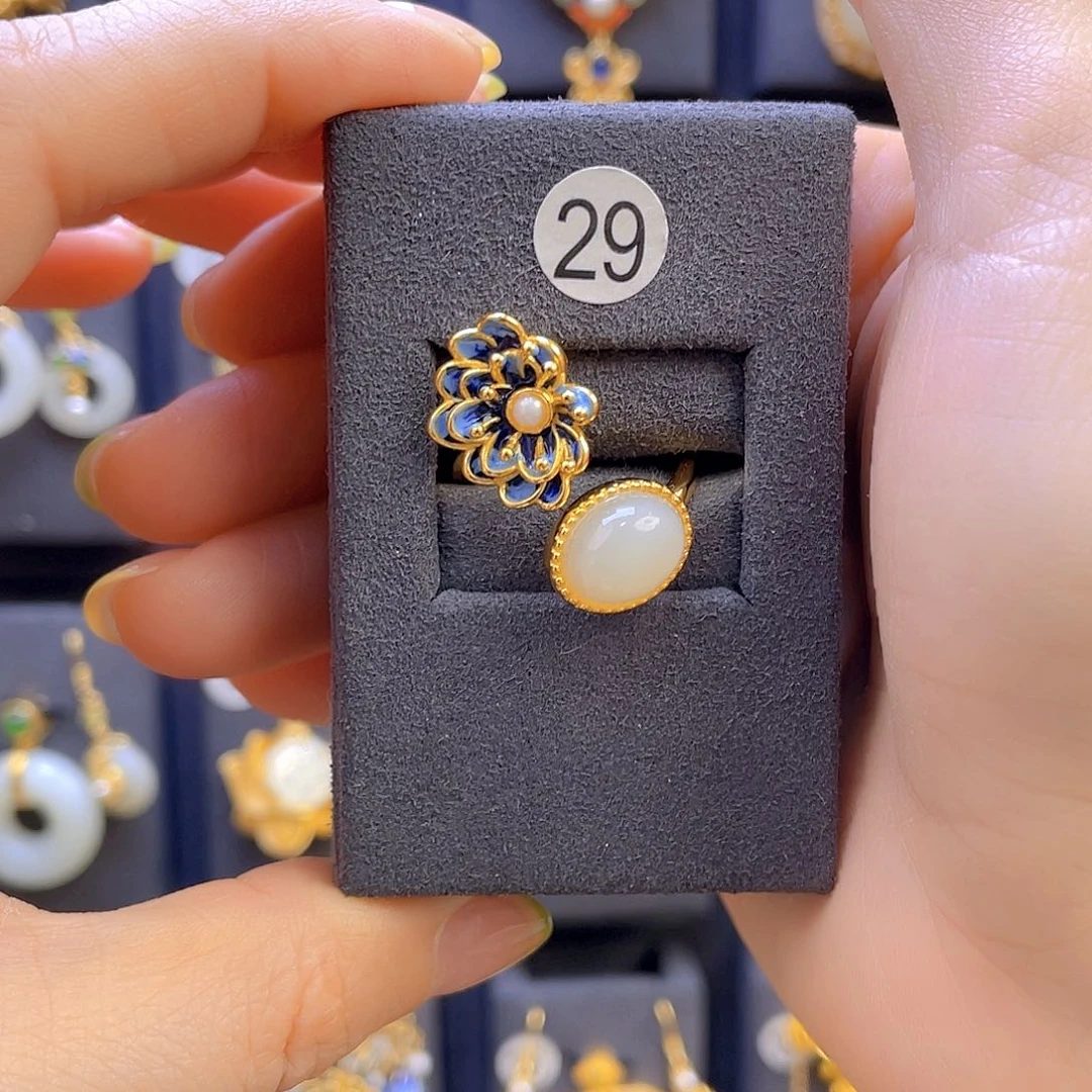 和田玉戒指银S925镀金镶嵌