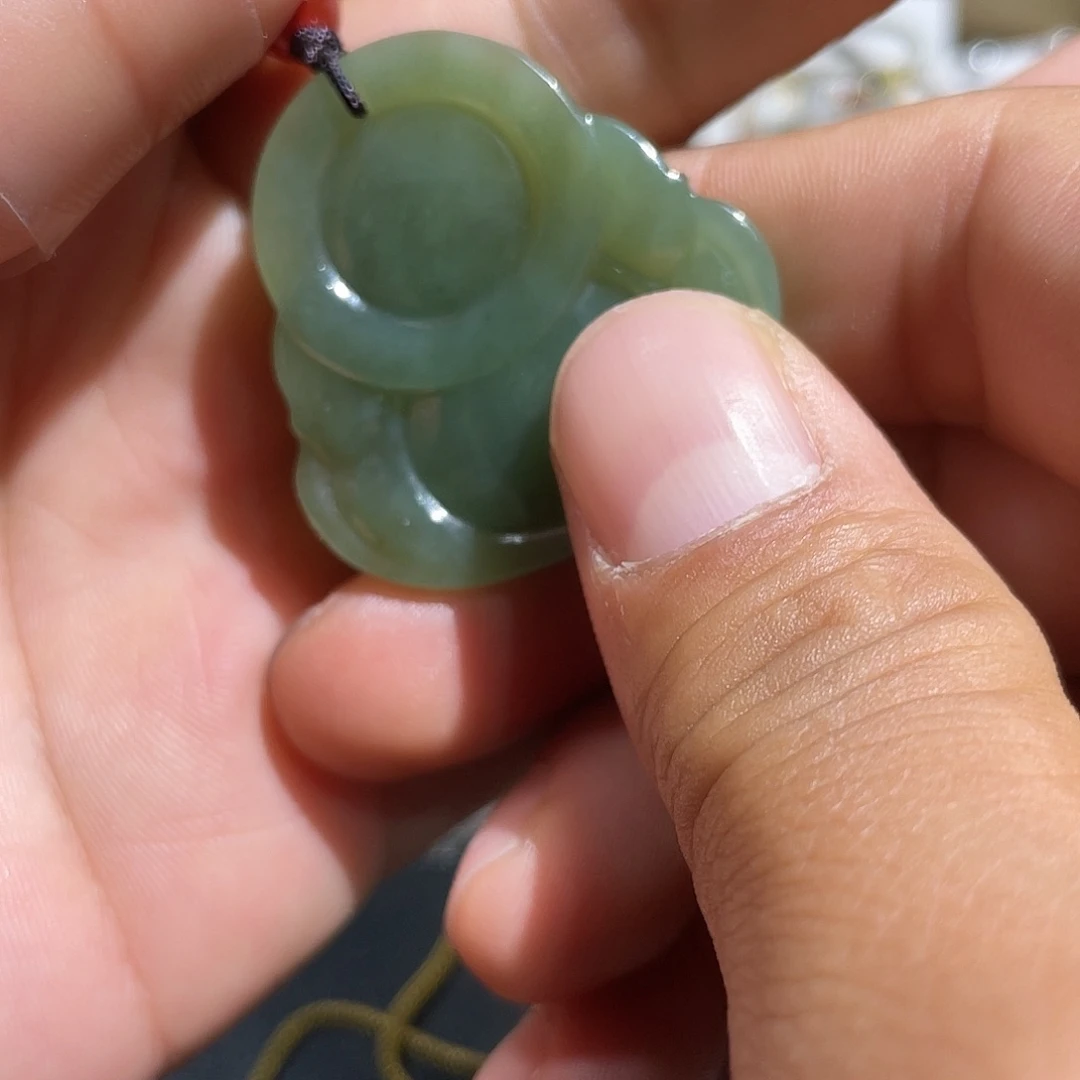 和田玉(碧玉)未镶嵌颈饰