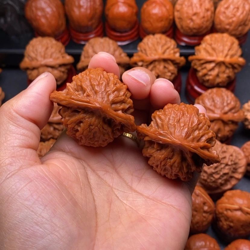 【闪购商品】文玩核桃把件41公子帽