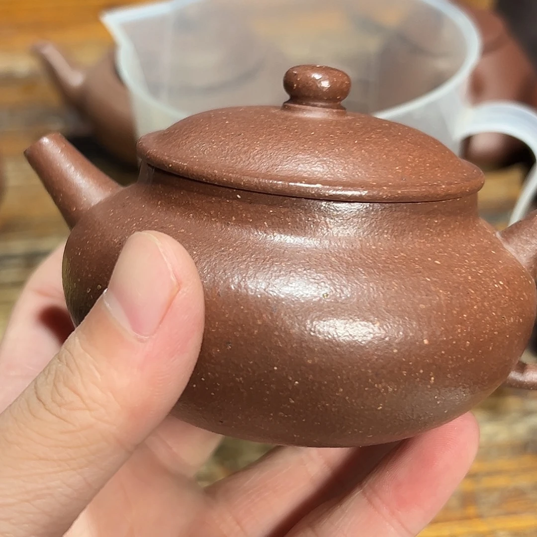 茶壶紫砂紫砂的味道很