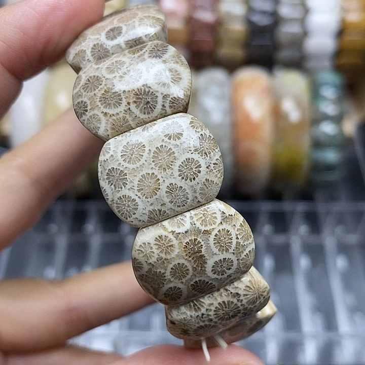 硅化玉未镶嵌好看