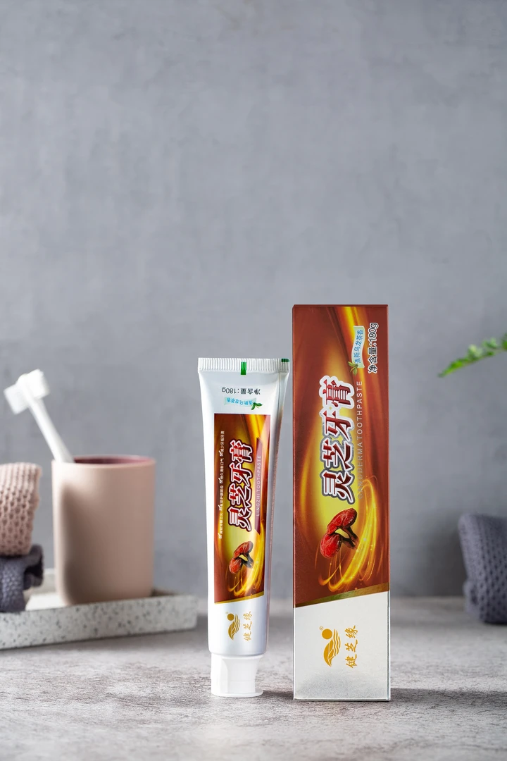 健芝缘灵芝牙膏 清新