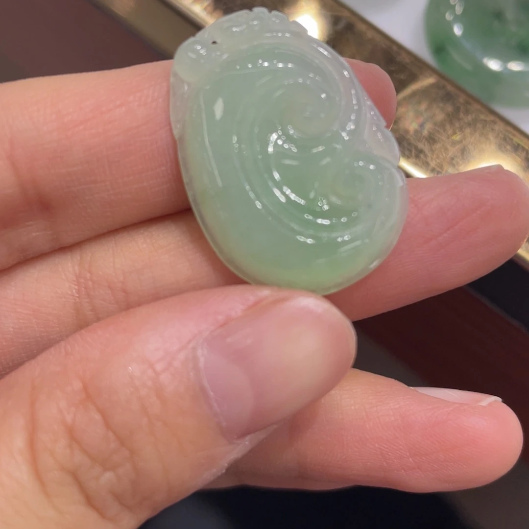 翡翠未镶嵌颈饰天然翡翠如意裸石