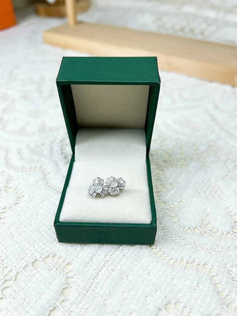 天然A货翡翠S925银镶白冰蛋面耳钉-多样性发货