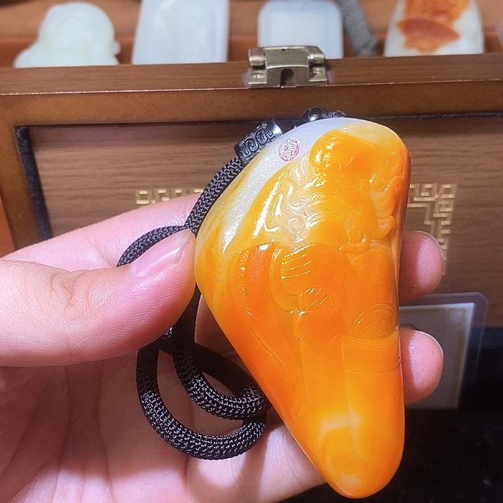 和田玉未镶嵌颈饰CC