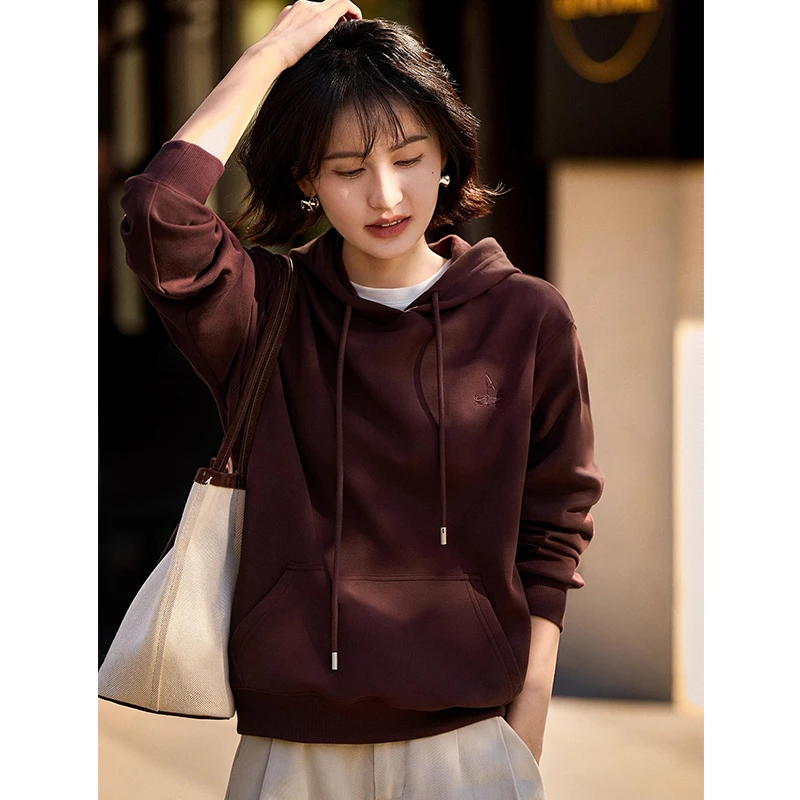 职业阿玛诗官2025秋冬新款休闲减龄宽松厚款加绒连帽刺绣卫衣女款